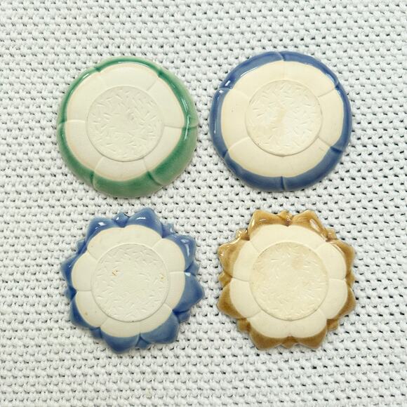 Kotobuki Round Flower Dahlia Crackle Glaze Teabag Plates Set 4 Green Blue Yellow - Picture 10 of 10